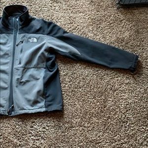 Medium northface jacket